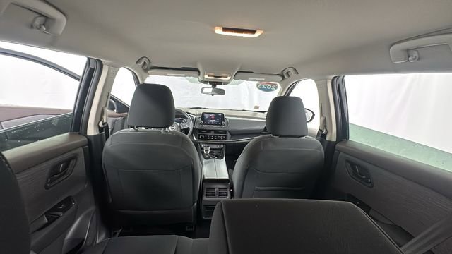 Certified 2023 Nissan Rogue S image 17