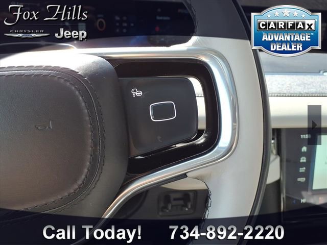 Used 2025 Lincoln Navigator L Reserve image 21