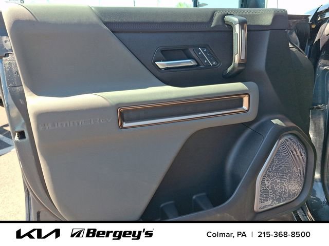 Used 2025 GMC Hummer EV 3X w/ LPO, Cargo Utility Package AWD/4WD image 15