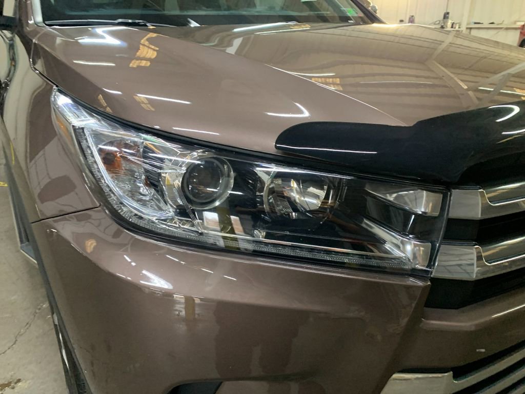 Used 2018 Toyota Highlander Limited image 36