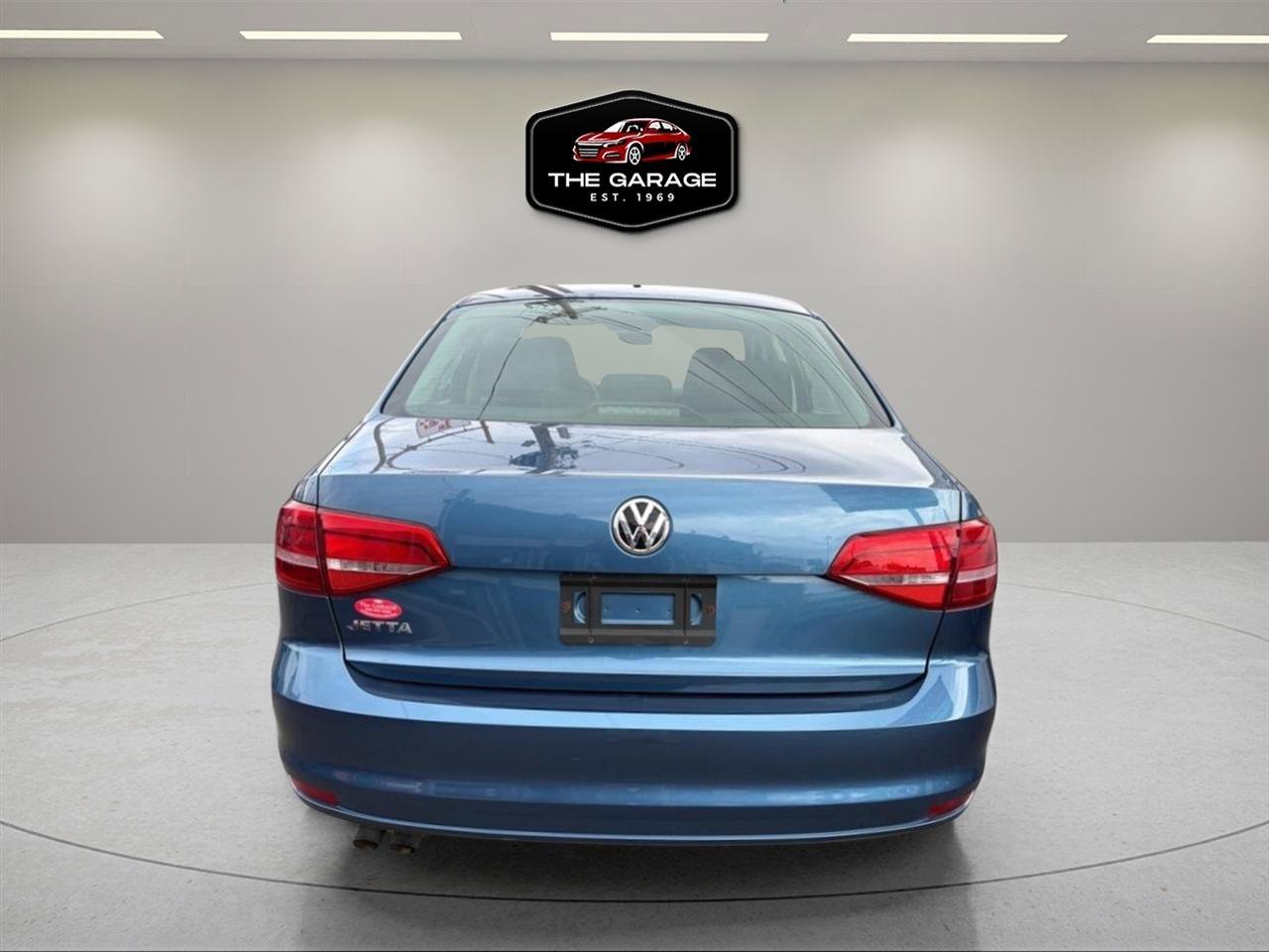 Used 2015 Volkswagen Jetta S FWD image 4