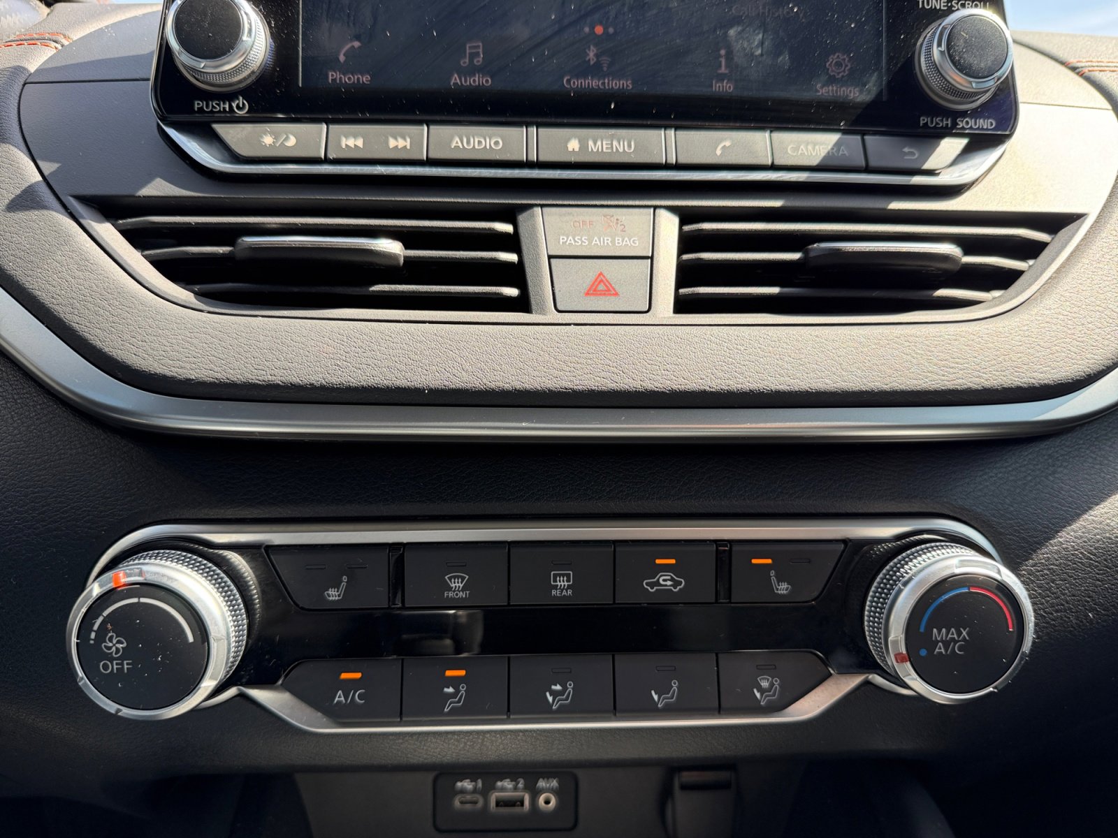 Used 2019 Nissan Altima 2.5 SR w/ SR Premium Package image 11