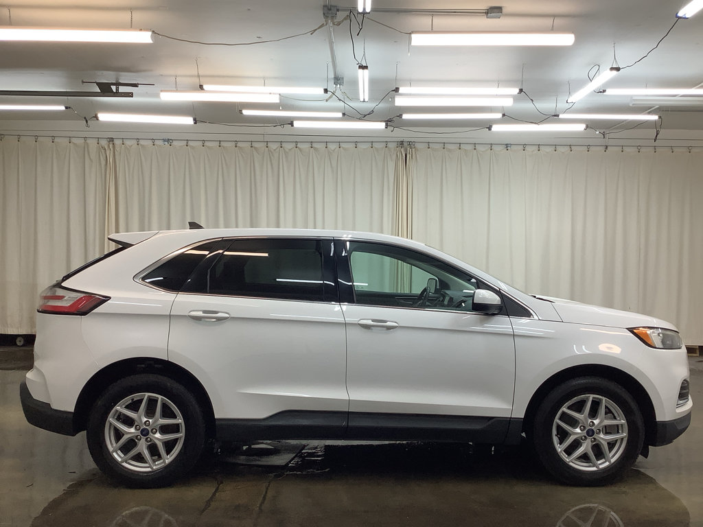 Used 2022 Ford Edge SEL AWD/4WD image 4