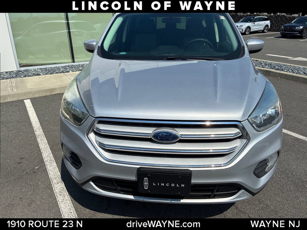 Used 2018 Ford Escape SE w/ SE Sync 3 Package AWD/4WD image 10