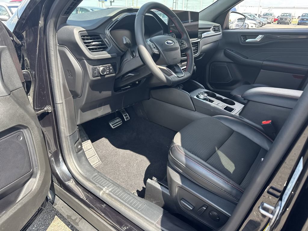 Certified 2023 Ford Escape ST-Line image 21