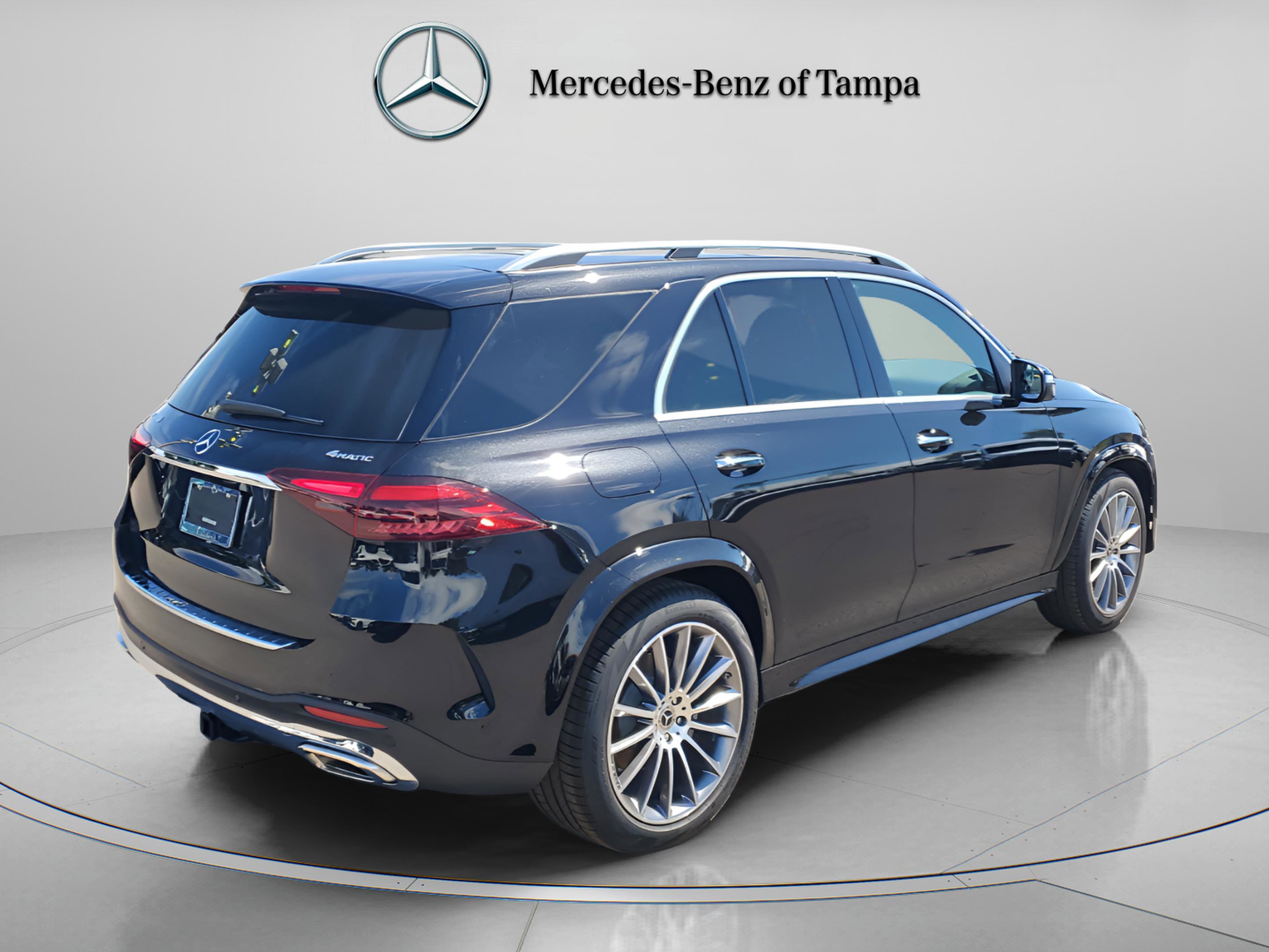 Certified 2025 Mercedes-Benz GLE 580 4MATIC image 3