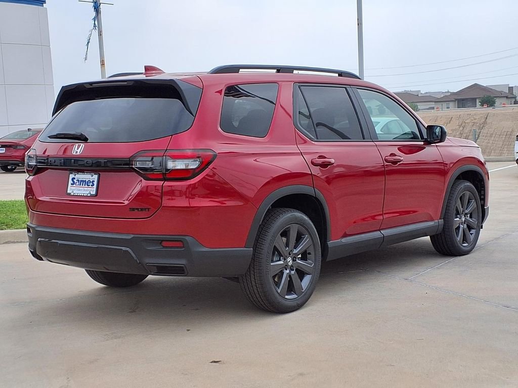 New 2026 Honda Pilot Sport image 7