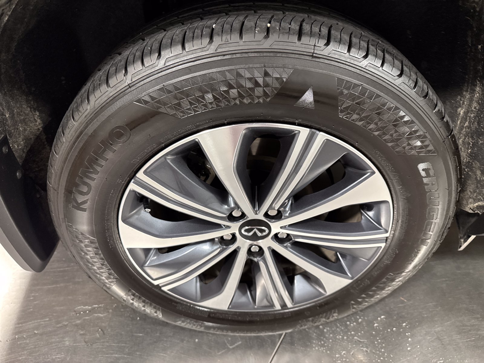 Certified 2025 INFINITI QX60 Pure AWD/4WD image 13