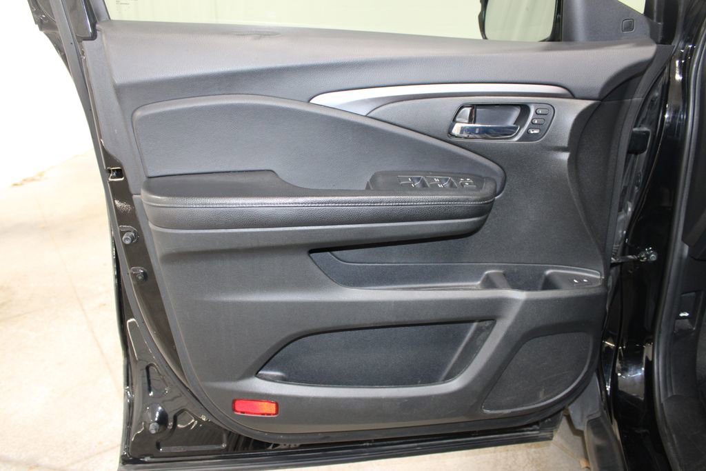 Used 2020 Honda Passport EX-L image 17