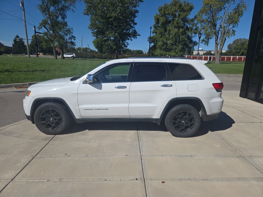 Used 2015 Jeep Grand Cherokee Limited AWD/4WD image 2