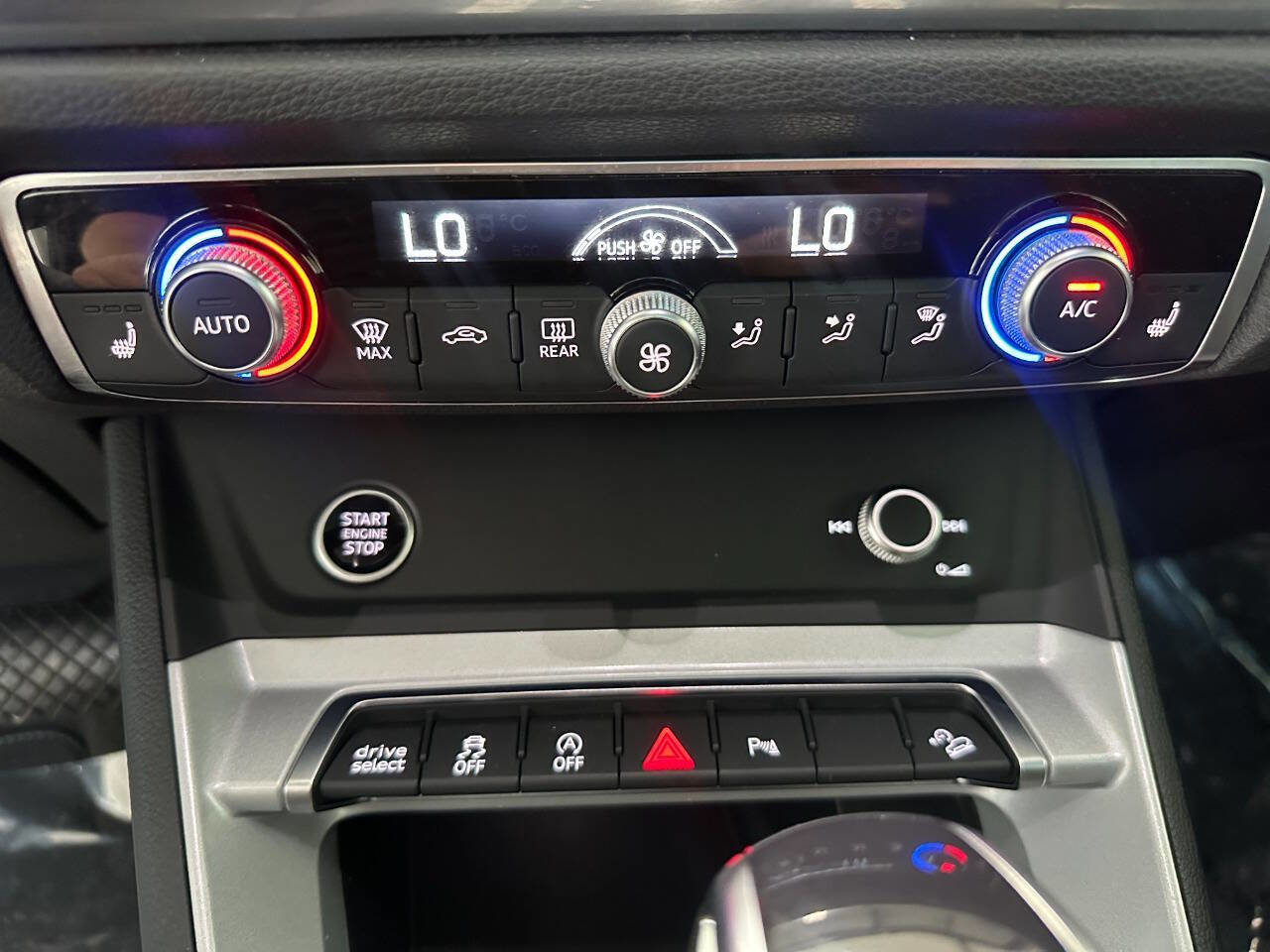 Used 2023 Audi Q3 2.0T Premium image 39