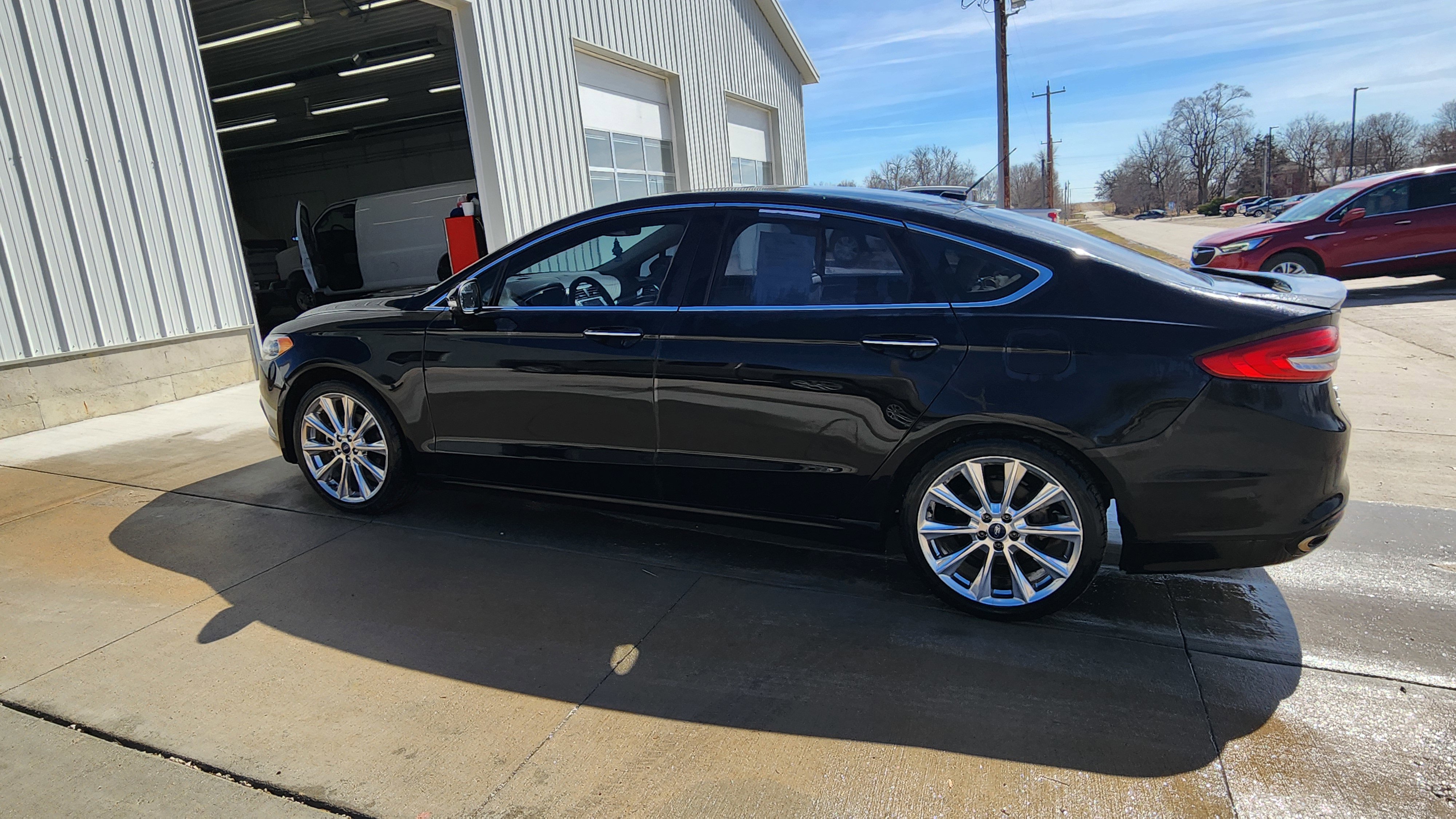 Used 2018 Ford Fusion Platinum image 6