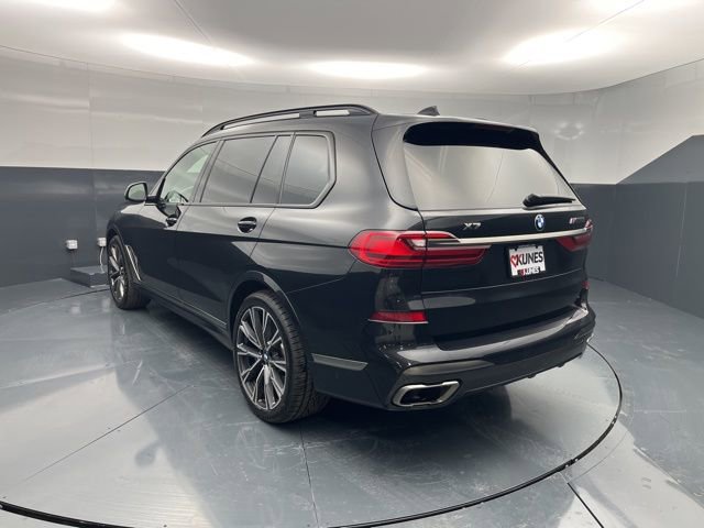 Used 2021 BMW X7 M50i w/ Cold Weather Package image 5