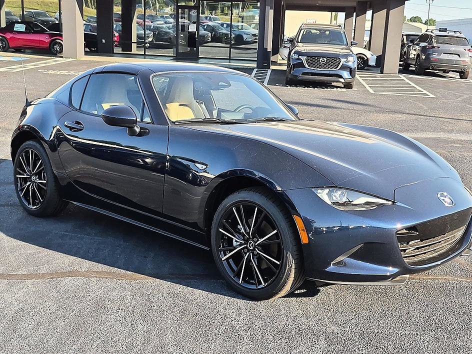 New 2026 MAZDA MX-5 Miata RF Grand Touring RWD image 7