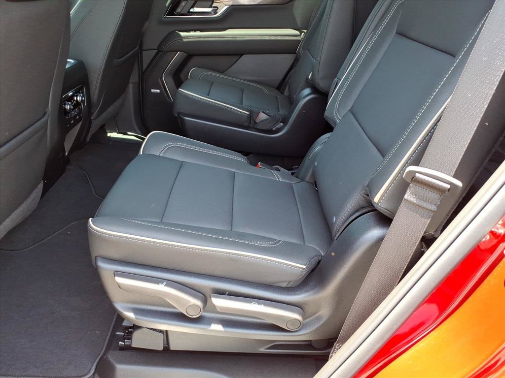 New 2026 GMC Yukon Elevation w/ Elevation Premium Package AWD/4WD image 5