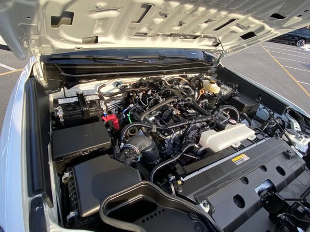 Used 2024 Toyota Tacoma SR5 AWD/4WD image 16