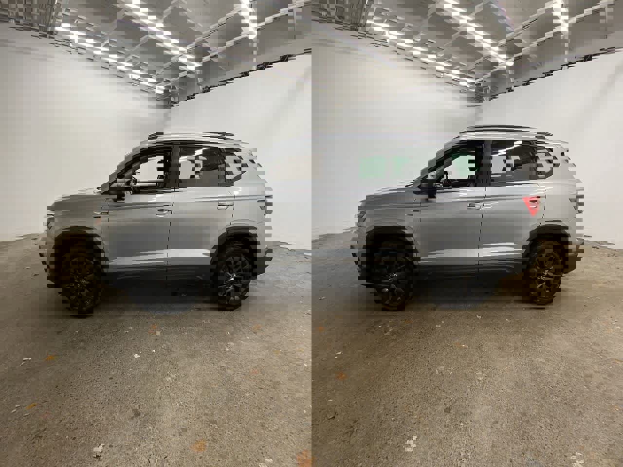 Used 2024 Volkswagen Taos S image 3