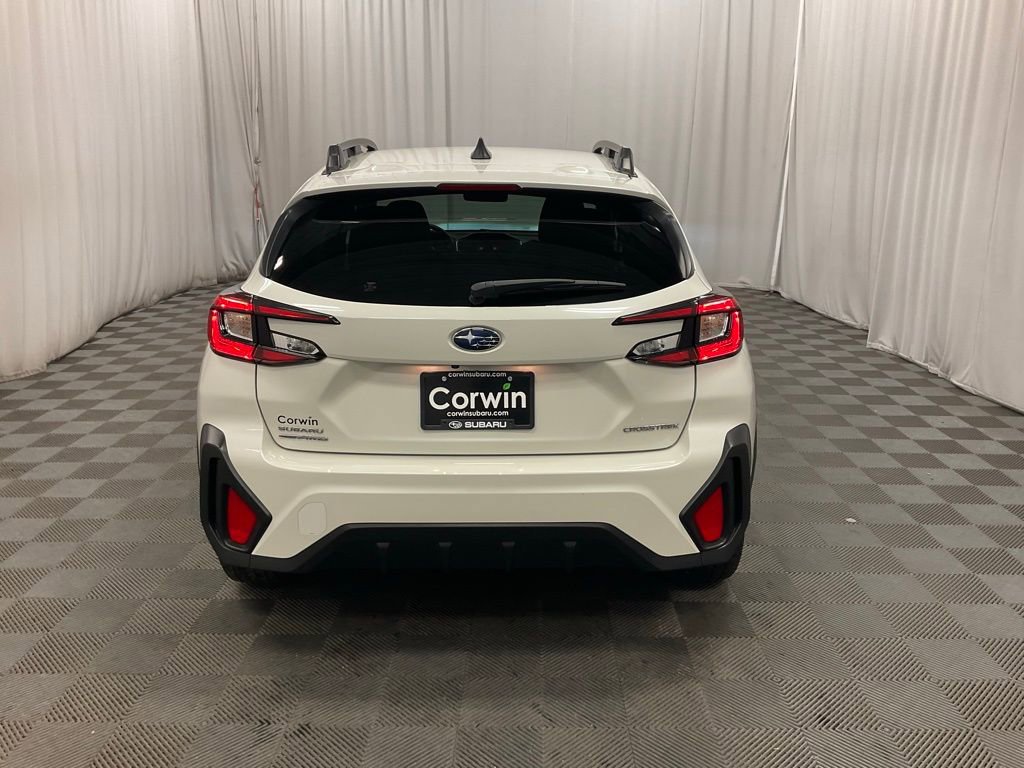 Used 2025 Subaru Crosstrek 2.0i Premium AWD/4WD image 5