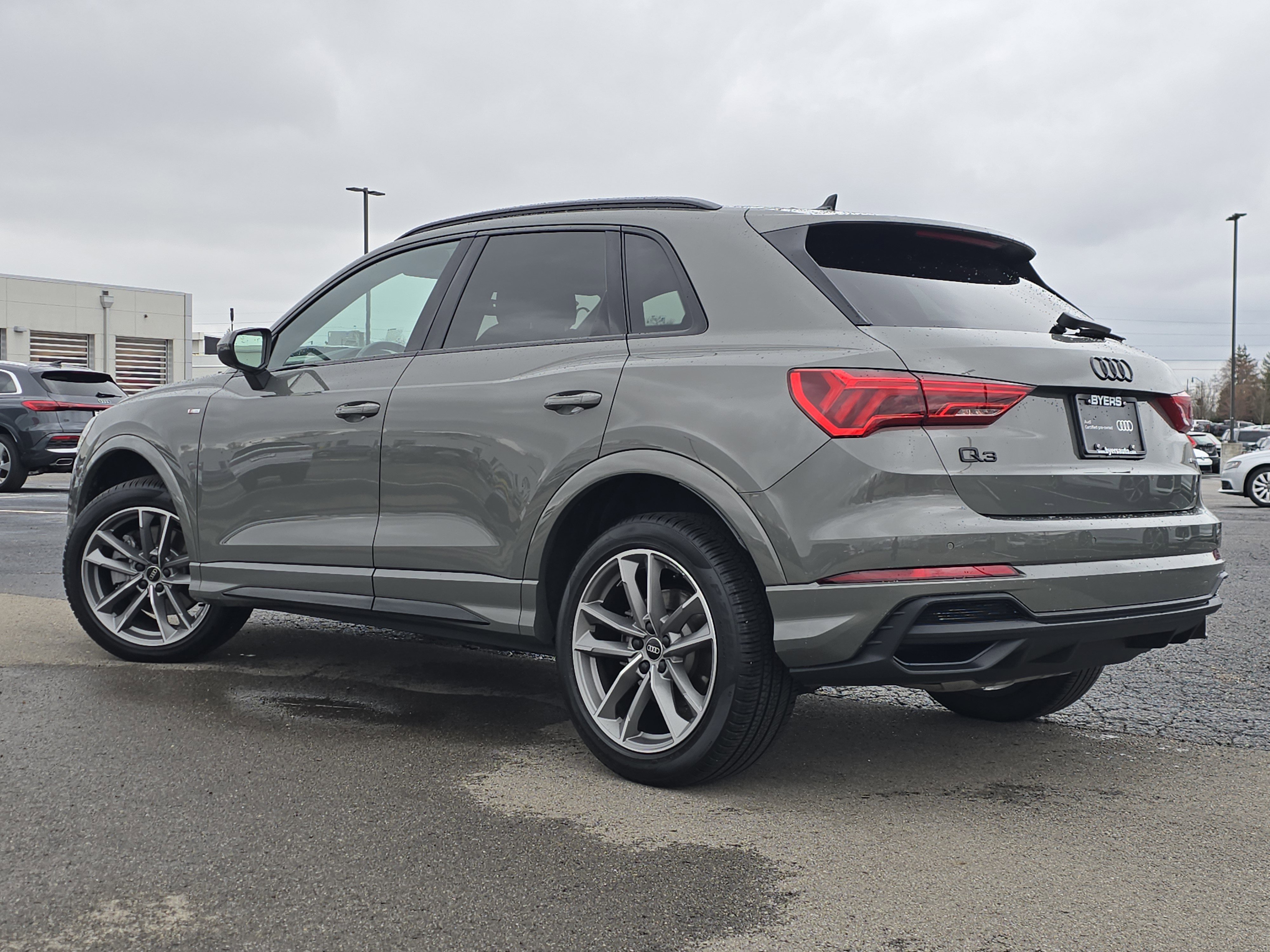 Certified 2024 Audi Q3 2.0T Premium Plus image 5