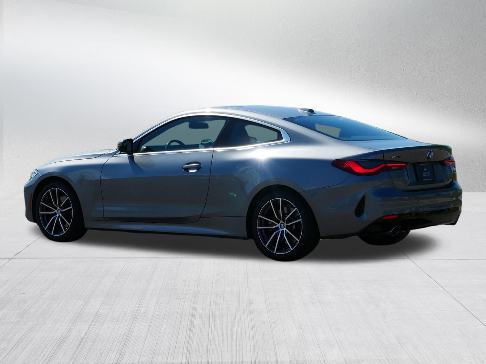 Used 2024 BMW 430i xDrive Coupe w/ Premium Package AWD/4WD image 4