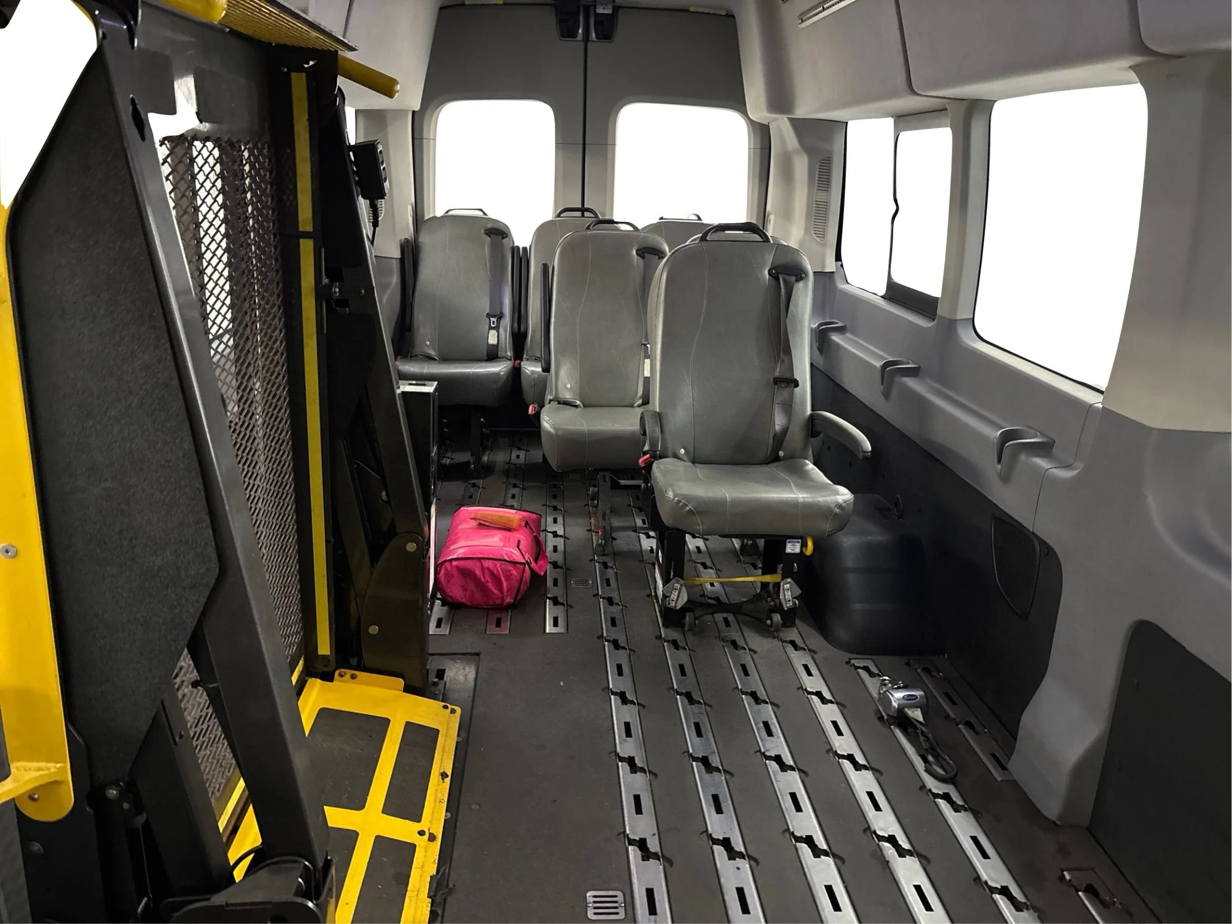 Used 2019 Ford Transit 350 XL RWD image 19
