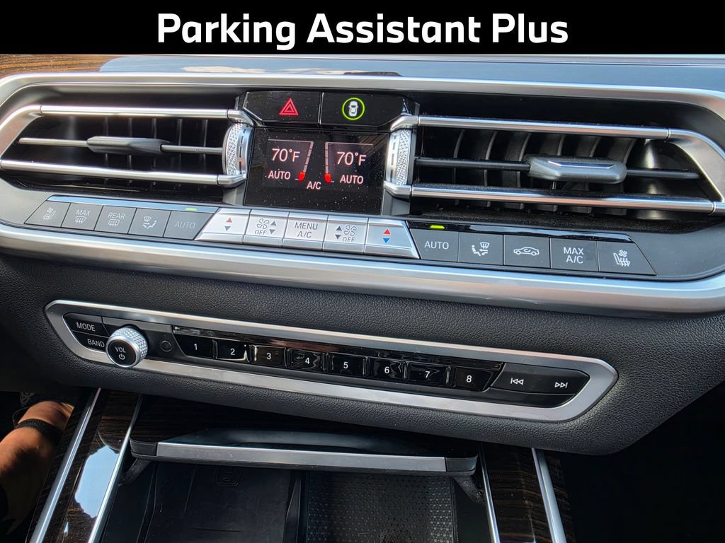Used 2020 BMW X7 xDrive40i w/ Premium Package AWD/4WD image 16