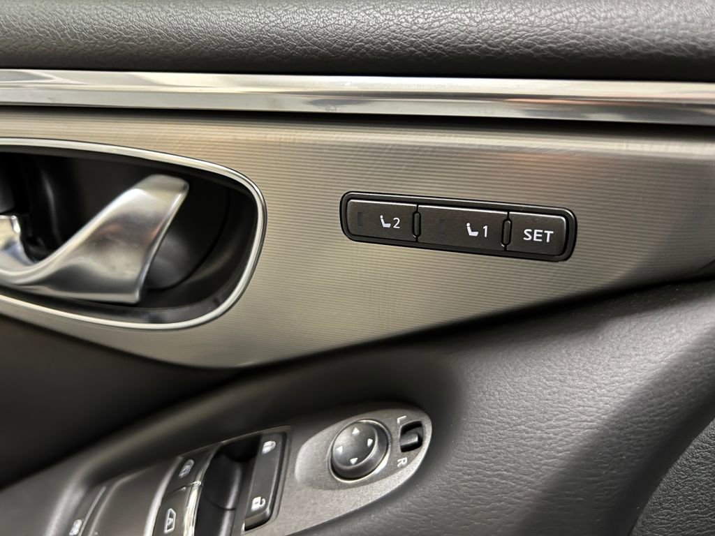 Used 2018 INFINITI Q60 3.0t Luxe w/ Sensory Package 3.0T Luxe image 36