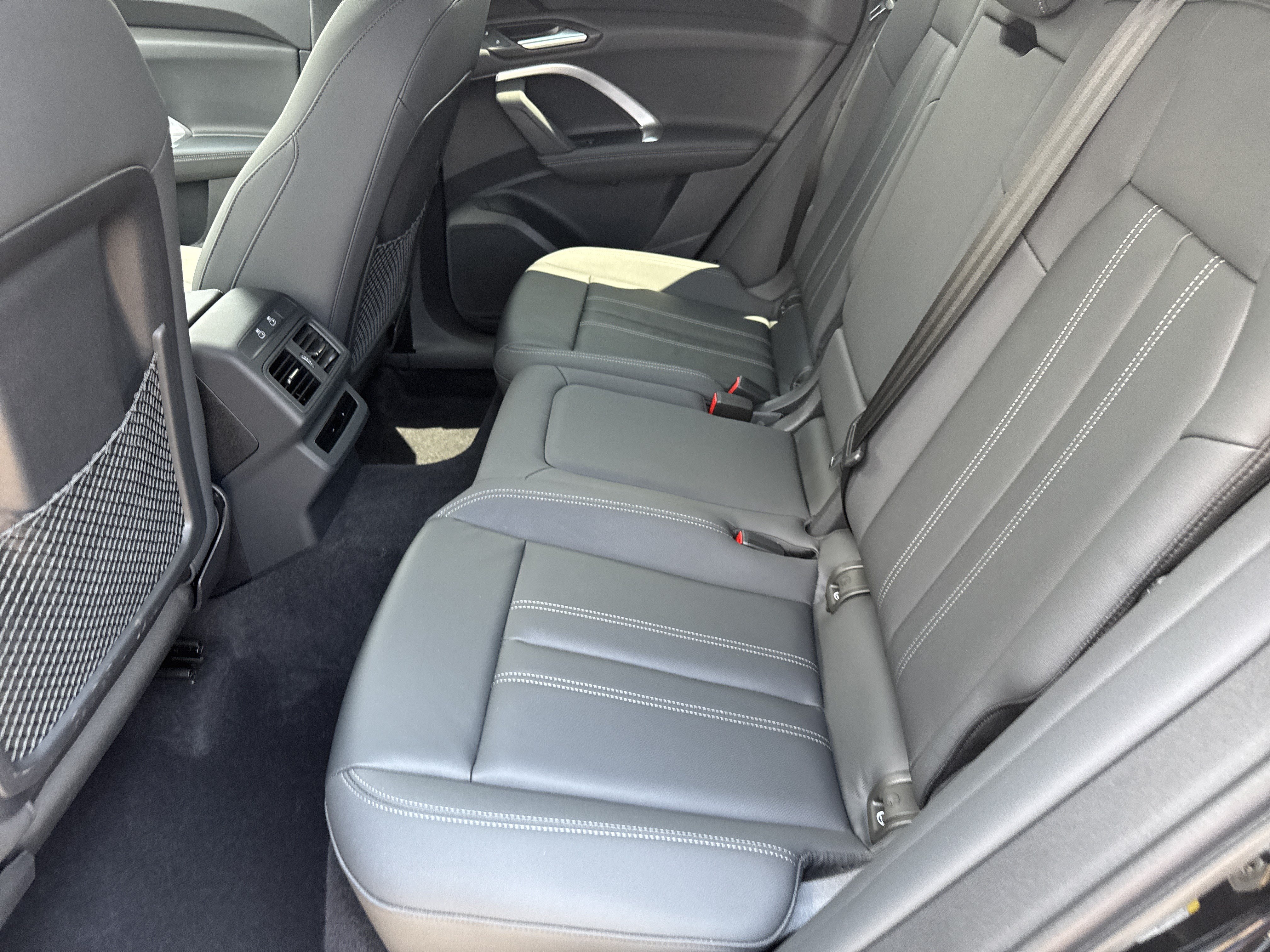 Certified 2025 Audi Q5 Premium AWD/4WD image 6