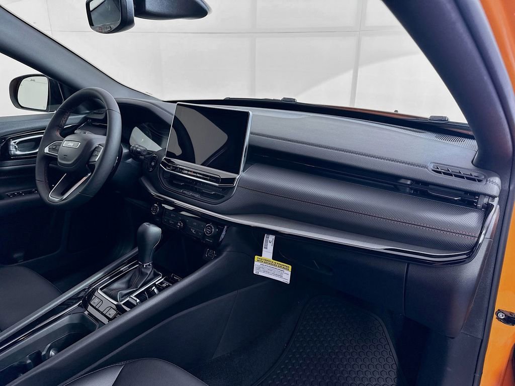 New 2026 Jeep Compass Trailhawk image 28