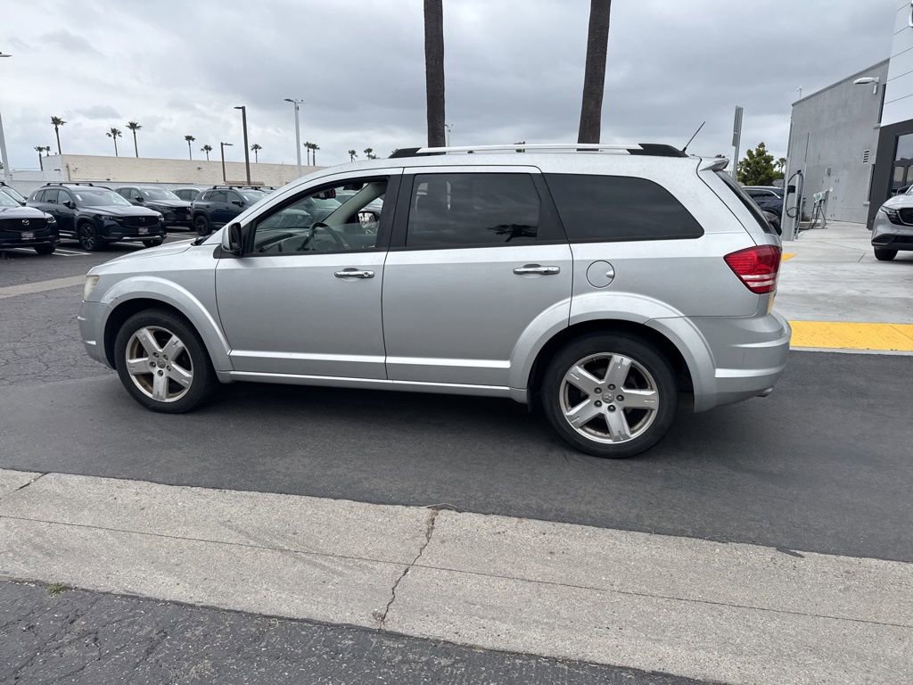 Used 2009 Dodge Journey R/T w/ Flexible Seating Group FWD image 13