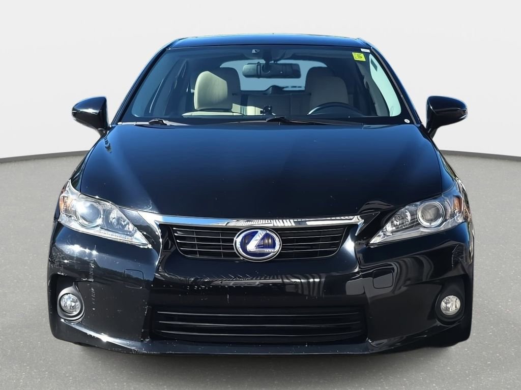 Used 2011 Lexus CT 200h Premium w/ Premium Audio Pkg image 2