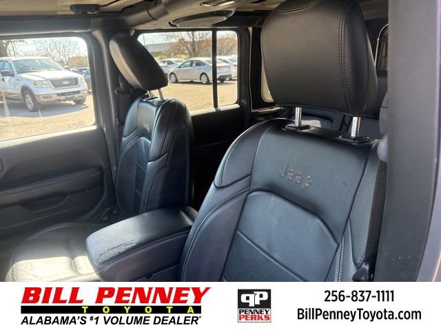 Used 2019 Jeep Wrangler Unlimited Sahara w/ Quick Order Package 24M Moab image 24