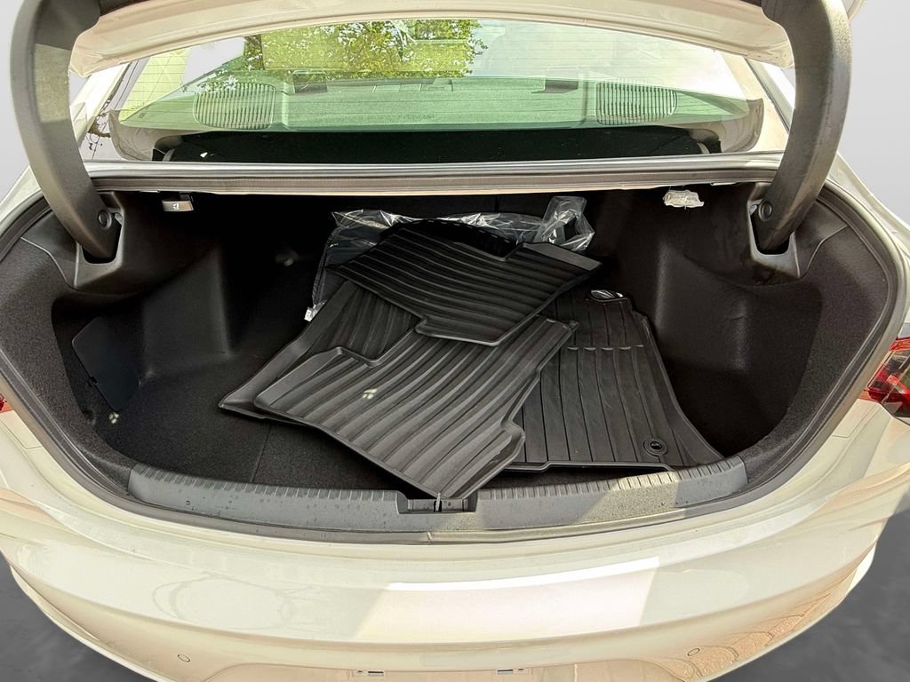 Certified 2025 Acura TLX w/ Technology Package FWD image 7