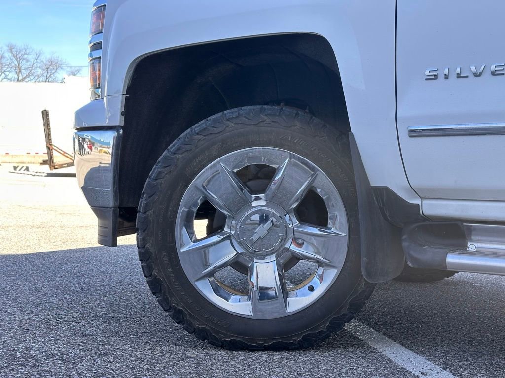 Used 2015 Chevrolet Silverado 1500 LTZ w/ LTZ Plus Package image 8