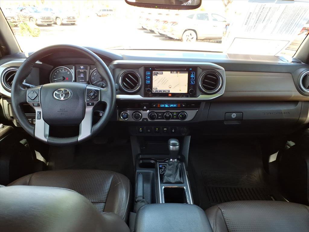 Used 2017 Toyota Tacoma Limited image 16