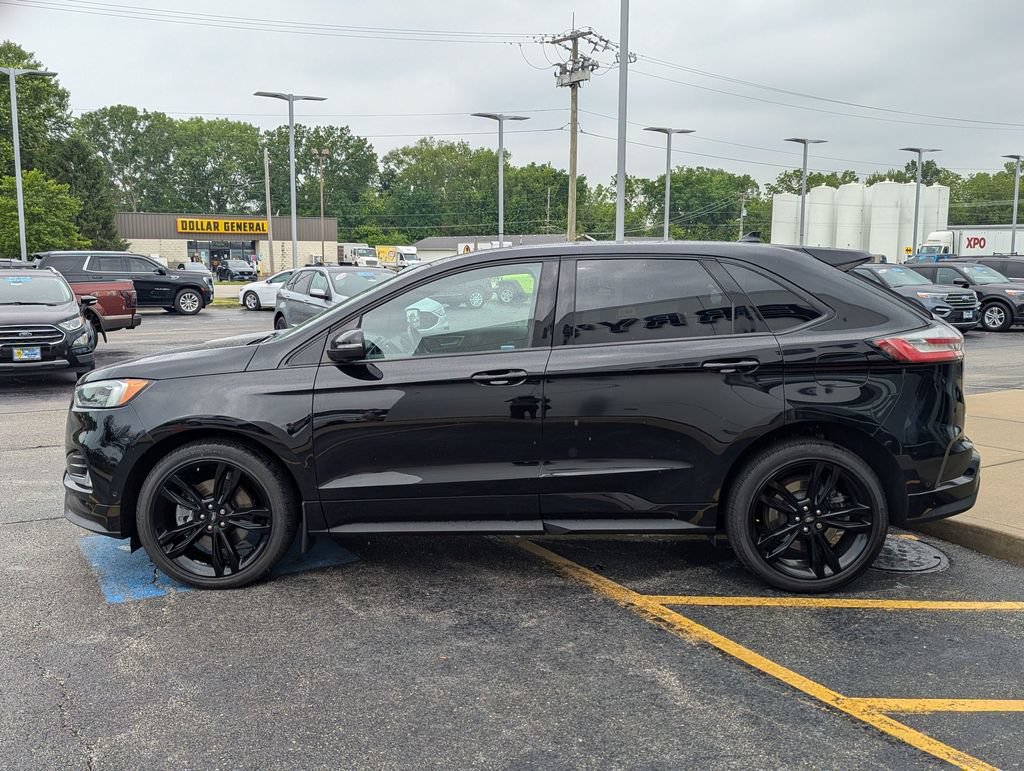 Used 2019 Ford Edge ST w/ Equipment Group 401A AWD/4WD image 6