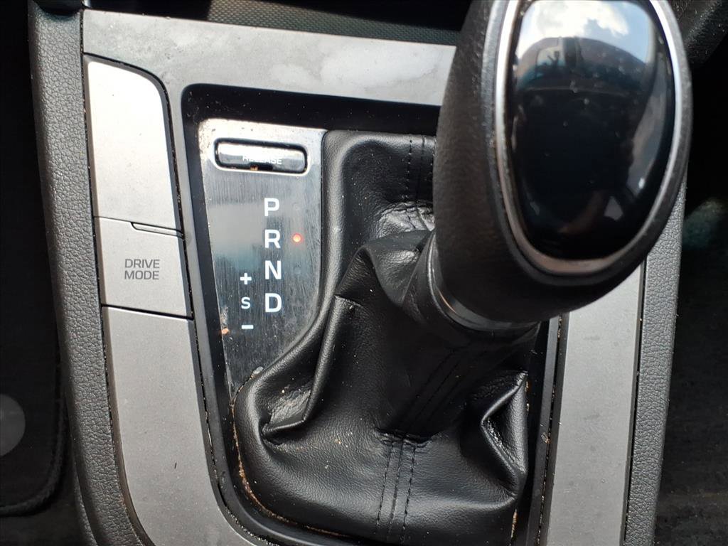 Used 2020 Hyundai Elantra SE w/ Cargo Package (C1) FWD image 24