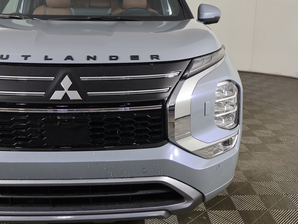 New 2026 Mitsubishi Outlander SEL image 18