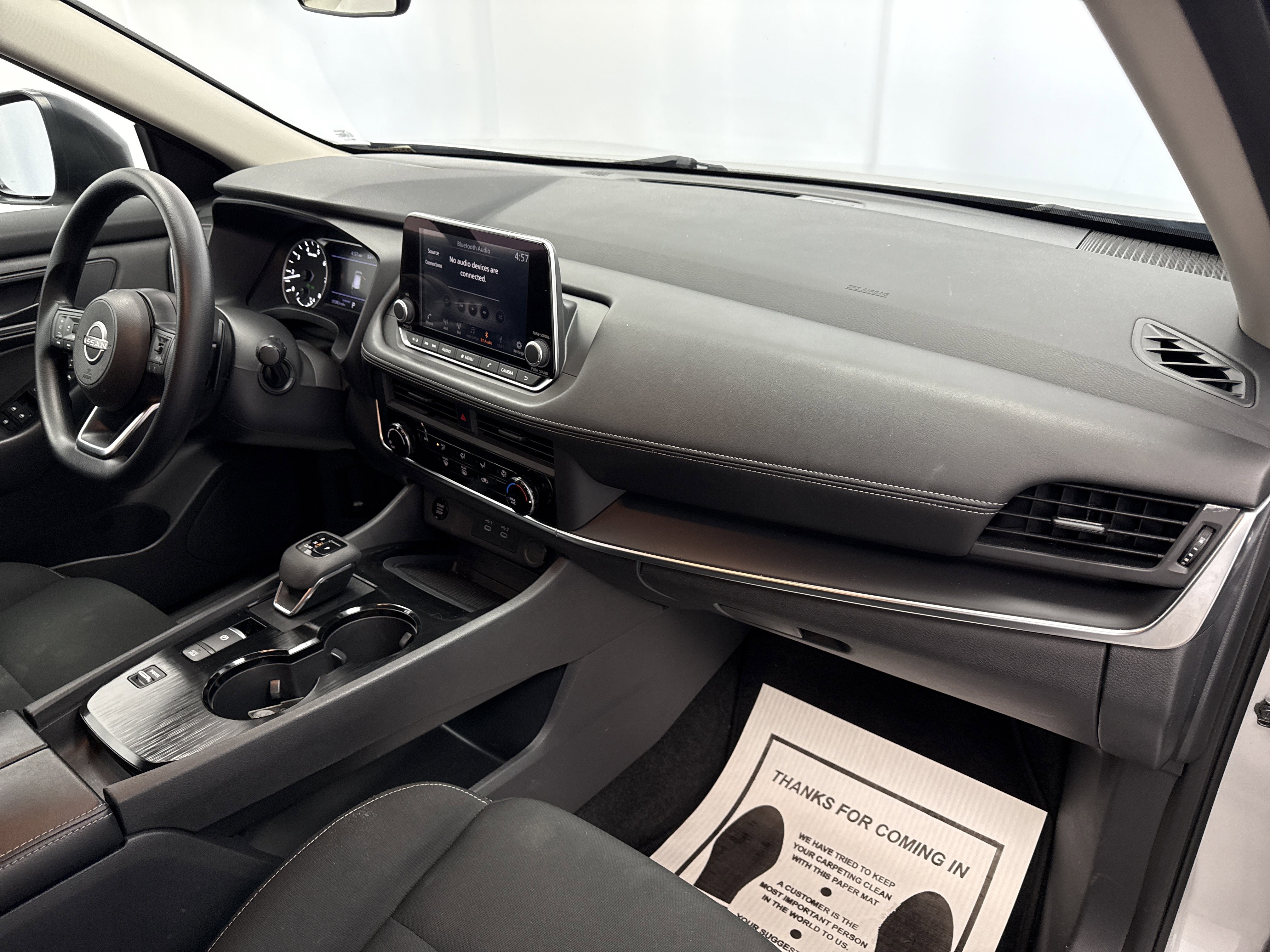 Used 2024 Nissan Rogue S image 14