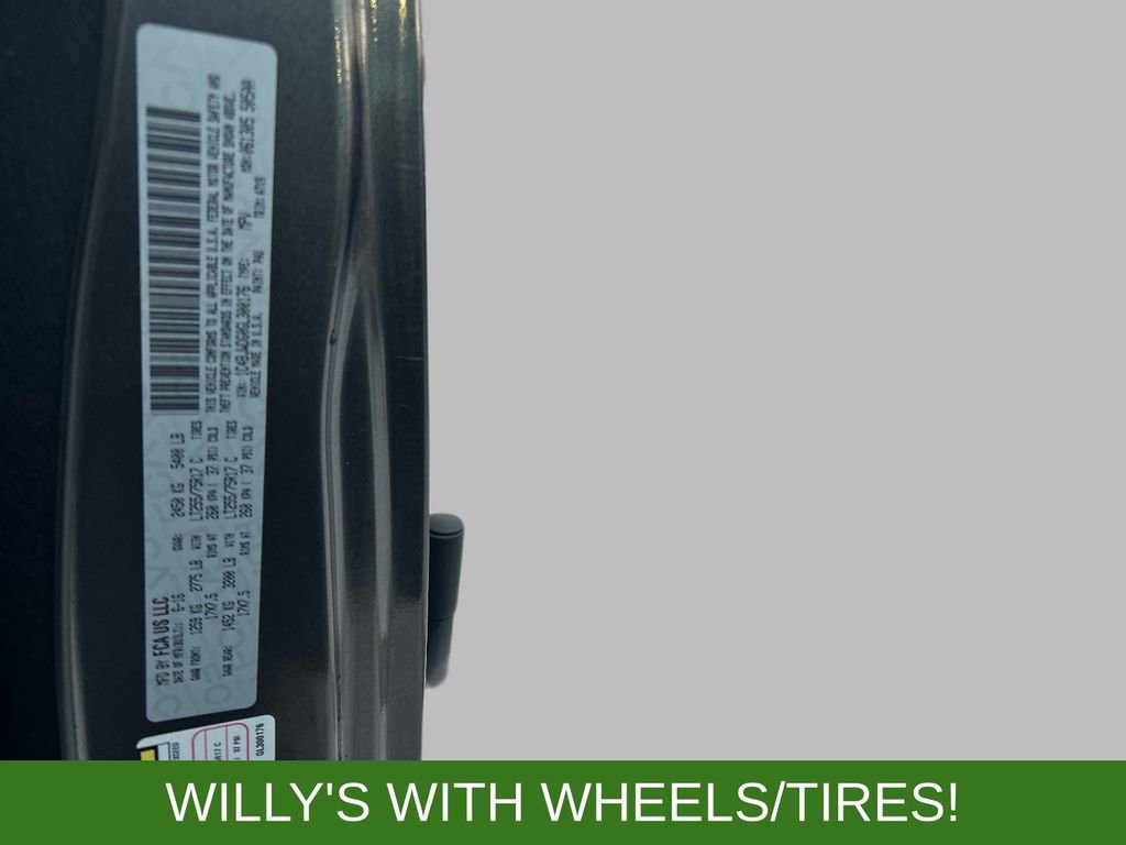 Used 2016 Jeep Wrangler Unlimited Willys image 32