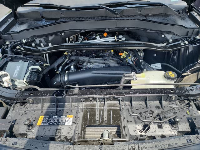 Used 2025 Ford Explorer ST-Line AWD/4WD image 22