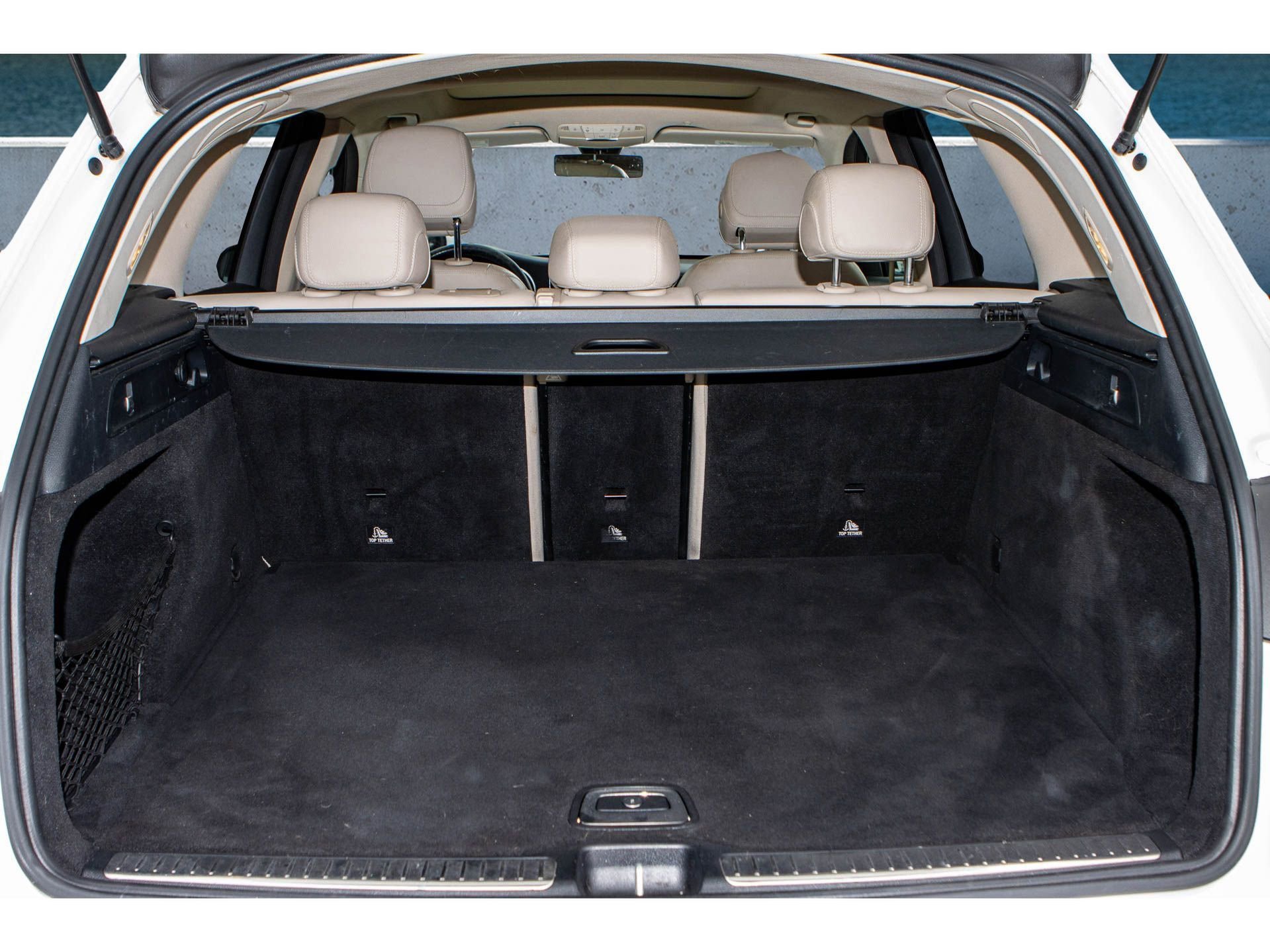 Used 2021 Mercedes-Benz GLC 300 w/ Premium Package image 9