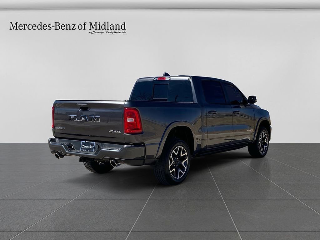 Used 2026 RAM 1500 Laramie AWD/4WD image 7