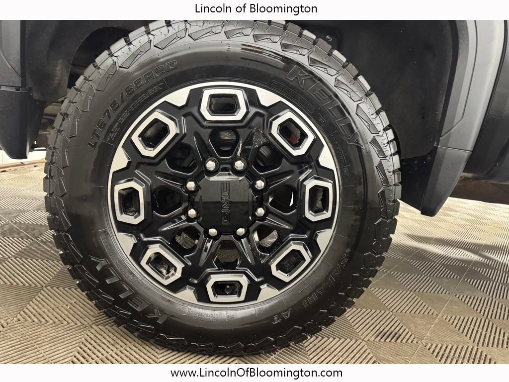 Used 2024 GMC Sierra 2500 AT4 w/ AT4 Premium Plus Package AWD/4WD image 25