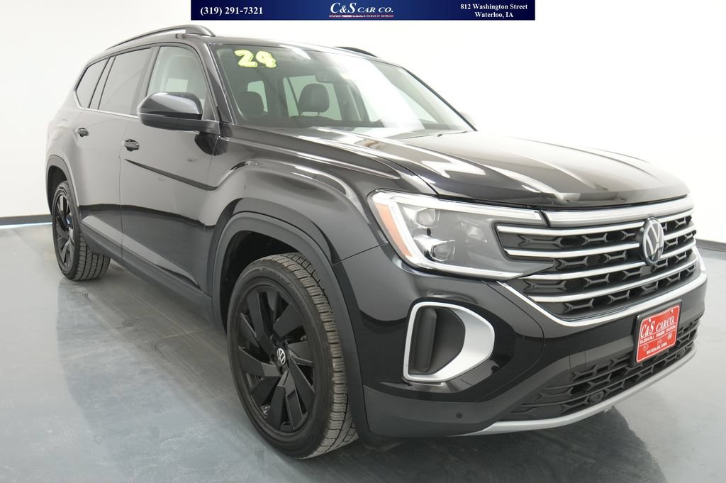 Used 2024 Volkswagen Atlas SE AWD/4WD image 1