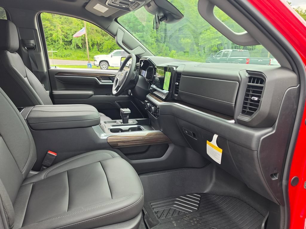 New 2026 Chevrolet Silverado 1500 LT w/ Z71 Off-Road Package AWD/4WD image 19