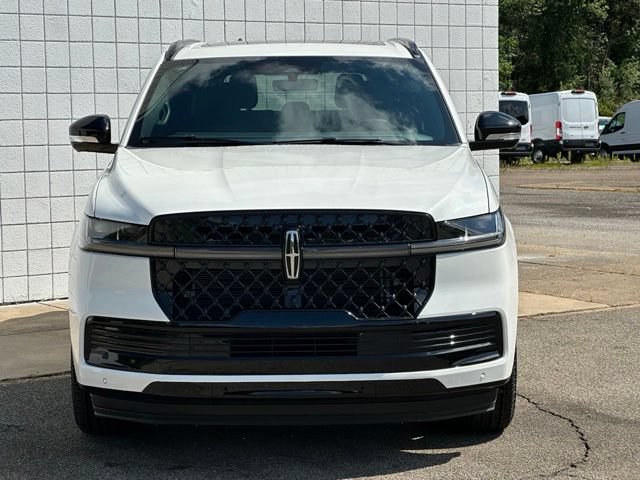 New 2027 Lincoln Navigator Reserve w/ Jet Appearance Package AWD/4WD image 32