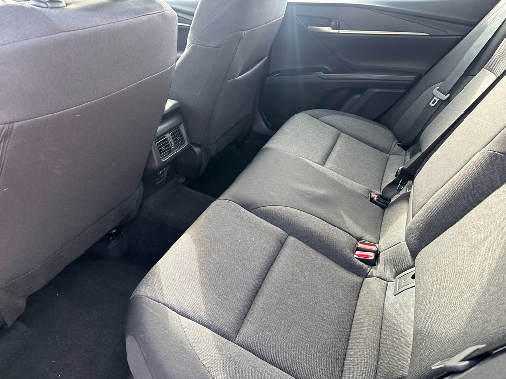 Used 2025 Toyota Camry LE image 16