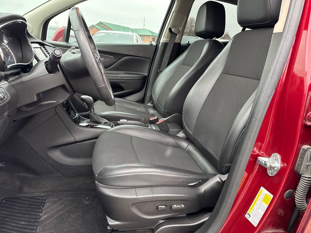 Used 2022 Buick Encore Preferred w/ Safety Package II image 15