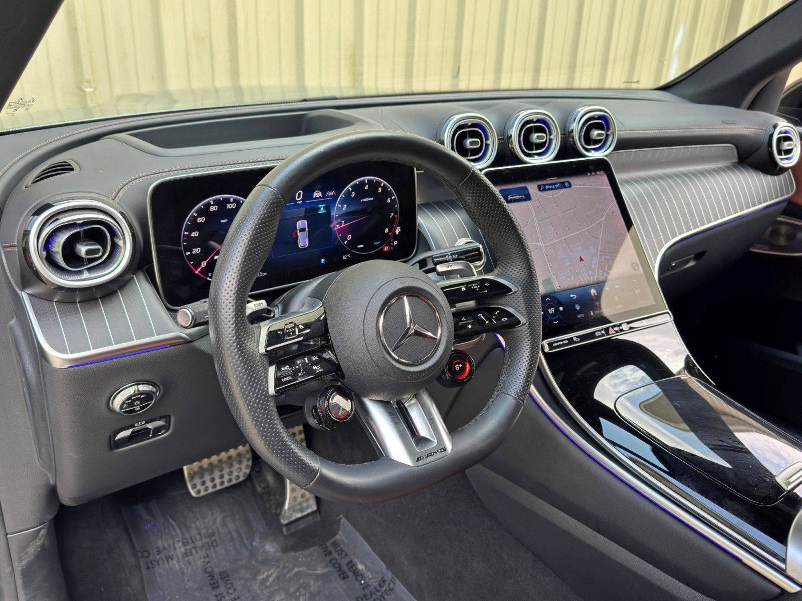 Used 2025 Mercedes-Benz GLC 43 AMG 4MATIC image 14